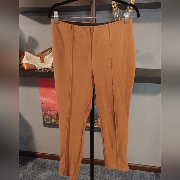 Ophelia Roe Tan Pants With Zippered Ankles. Size Large, 26 Inseam - Picture 1 of 6